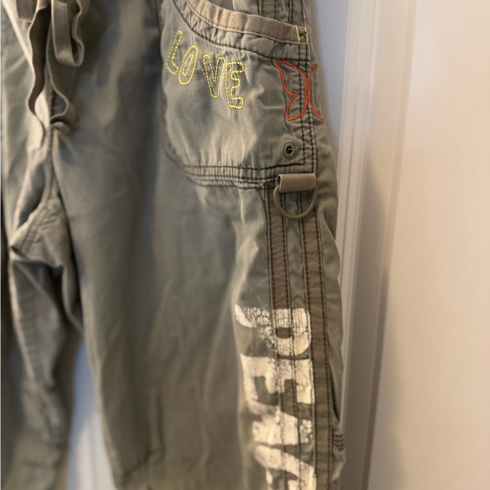 GAP Vintage Embroidered Olive Green Cargo Pants - Picture 3 of 13